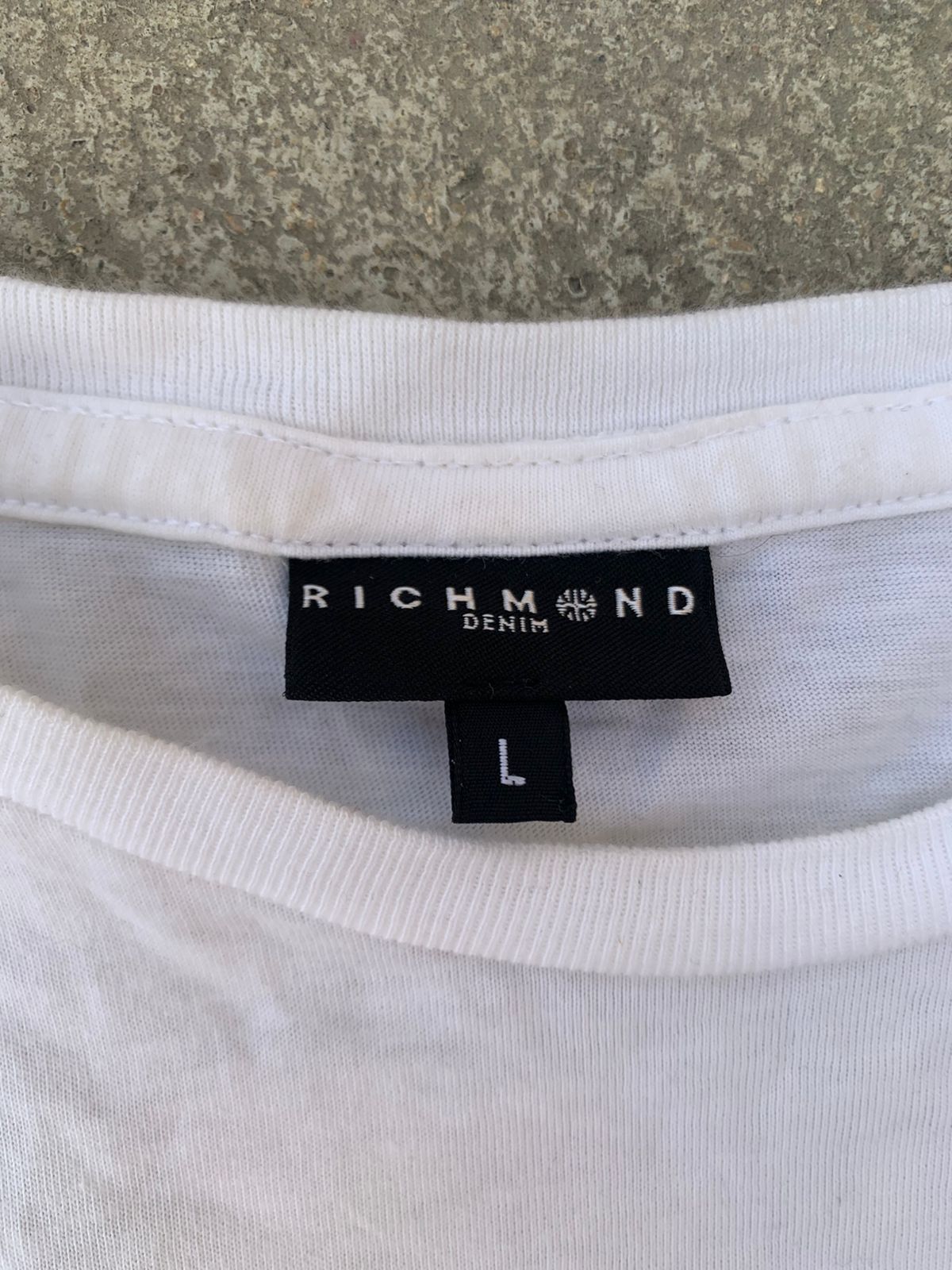 White Ful Sleeve Graphic Tee