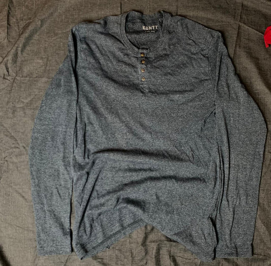 KANTT gray long-sleeve henley shirt