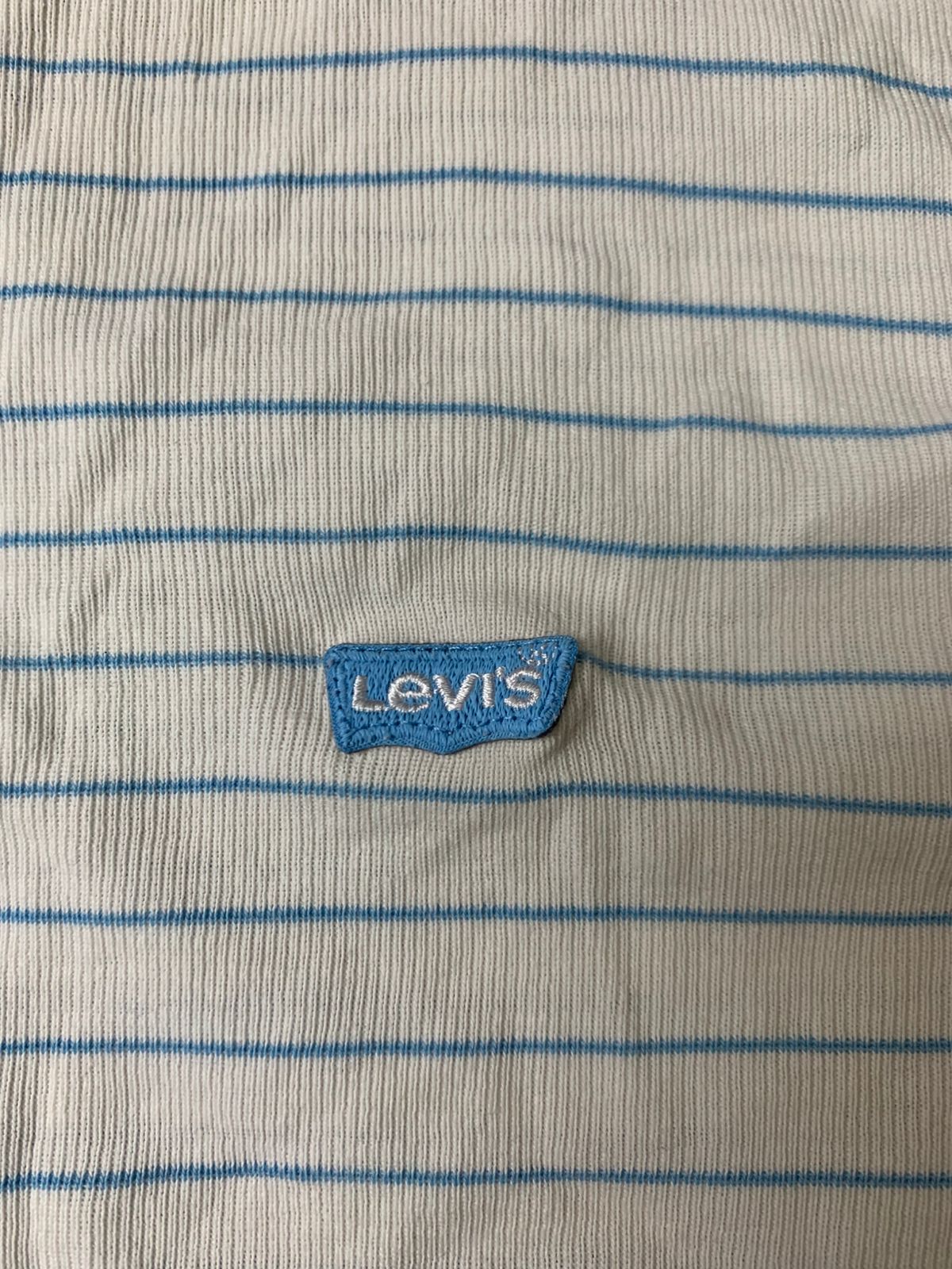 Open Neck Levi's Full Sleeve Tee