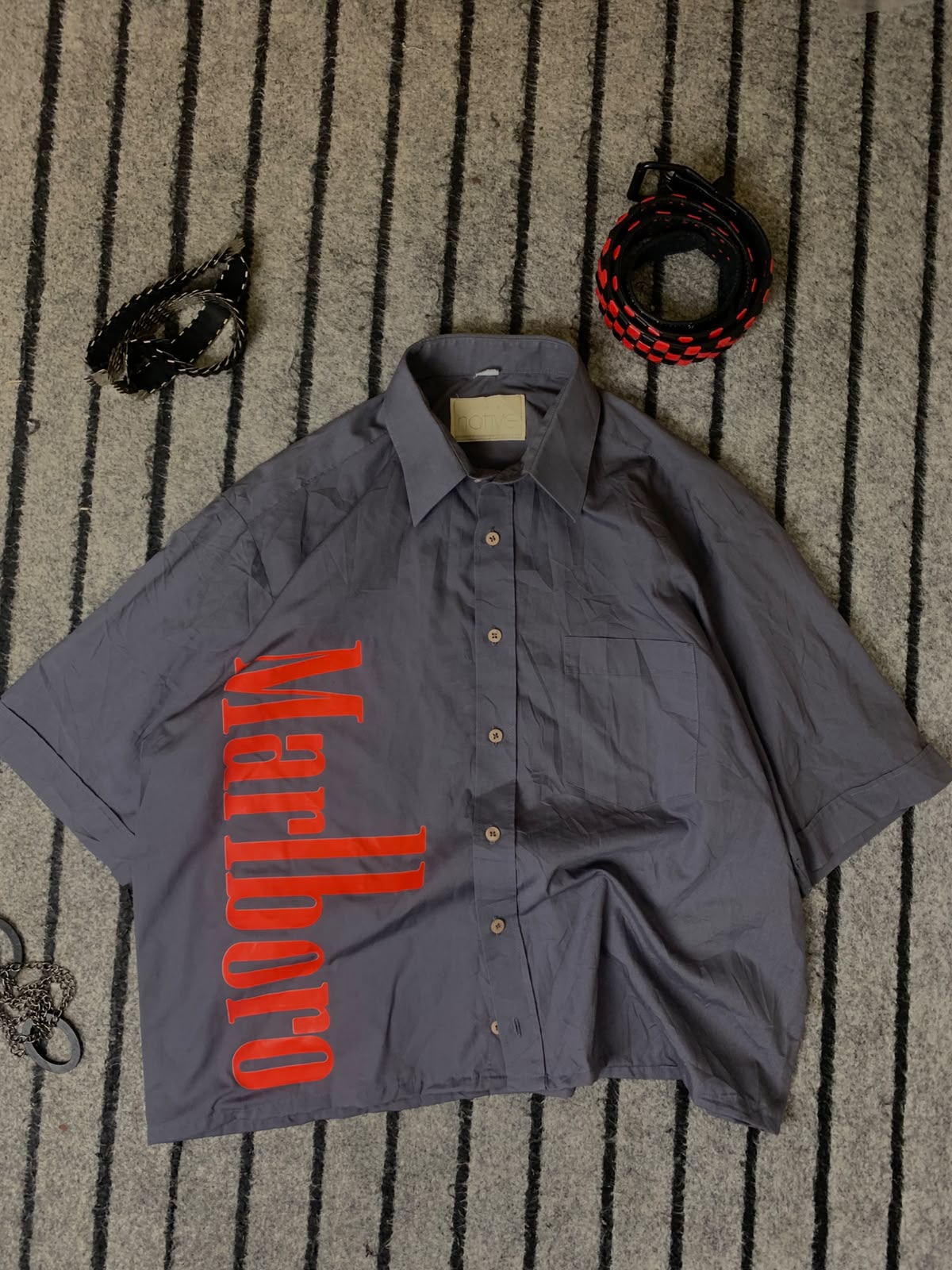 Marlboro Button Up