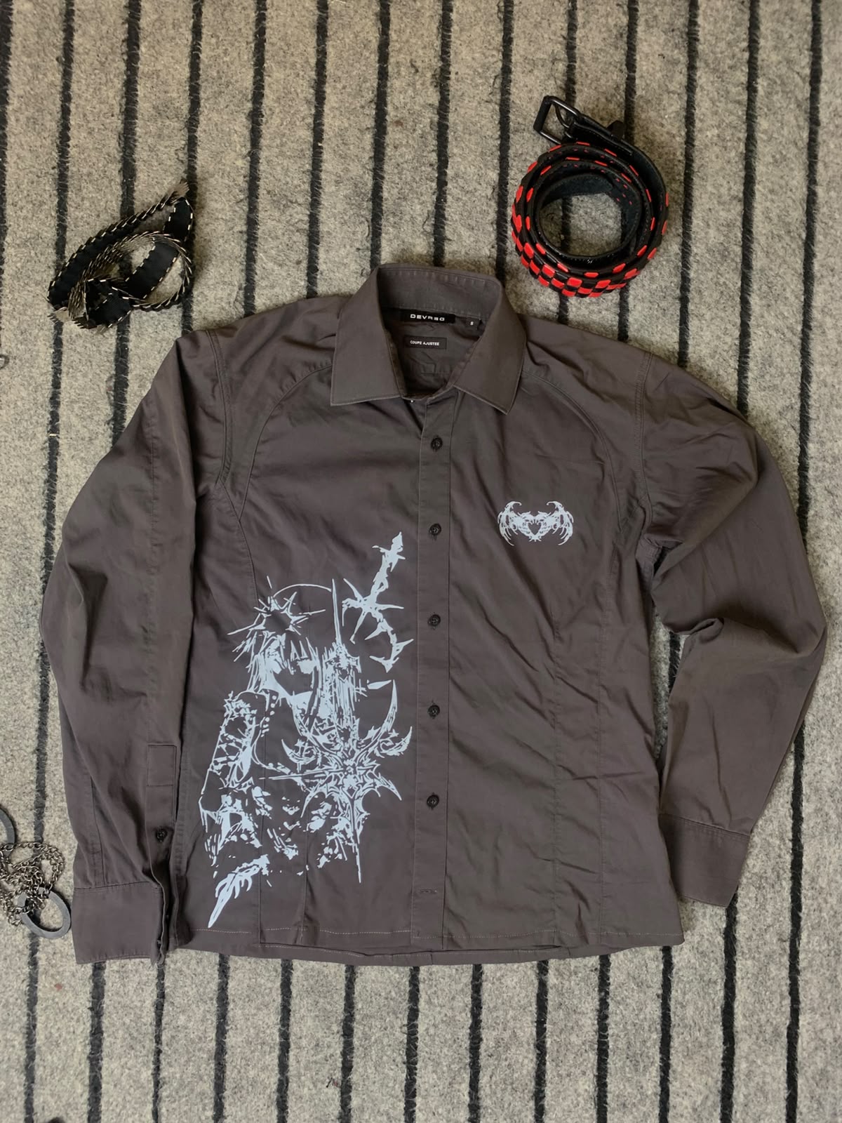 Graphic Full Button UP