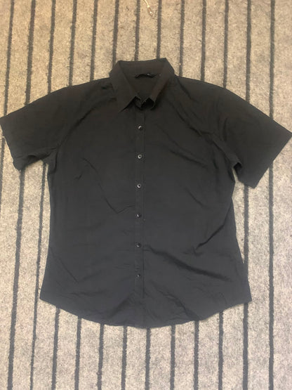 Graphic Button up