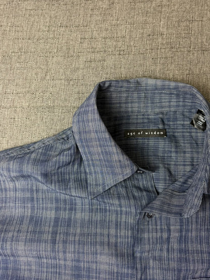 Boxy Button UP6