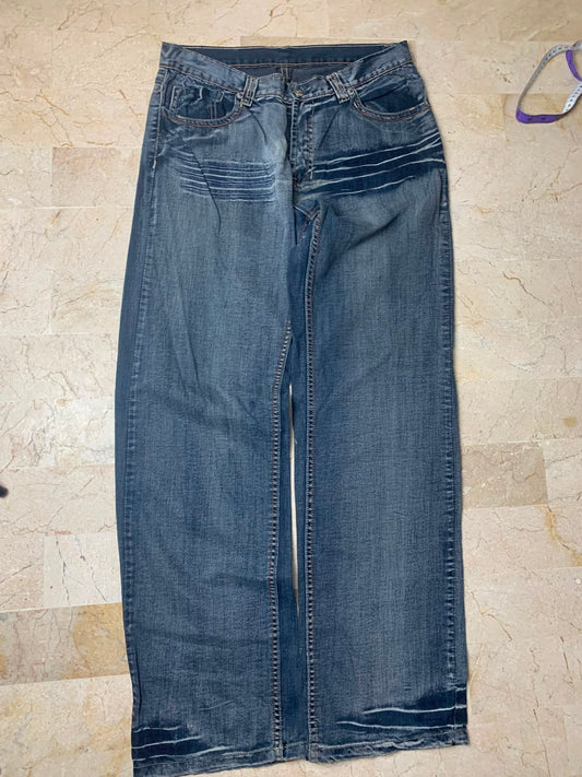 Baggy jeans