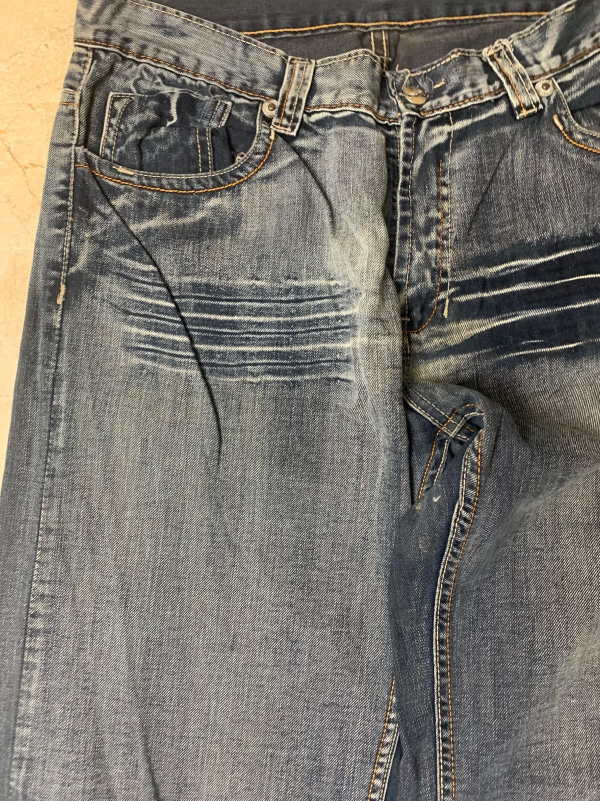 Baggy jeans