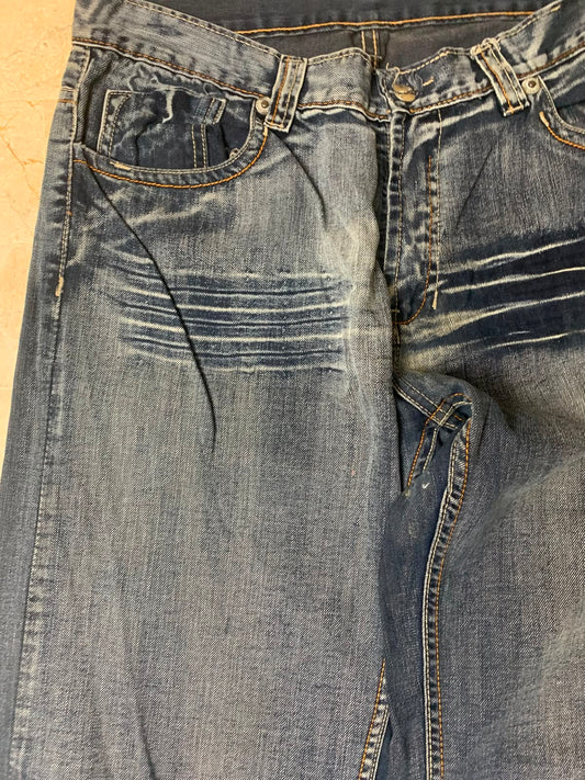 Baggy jeans